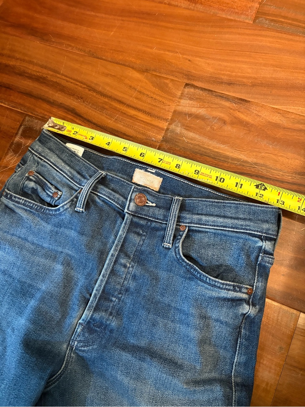 MOTHER The Tomcat Roller High Rise Wide Leg Jeans Size 28 Dark Wash (1493) - Picture 8 of 10